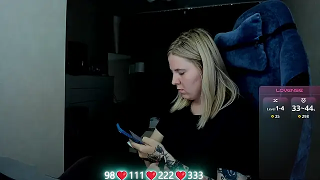 Olivia_Munk live