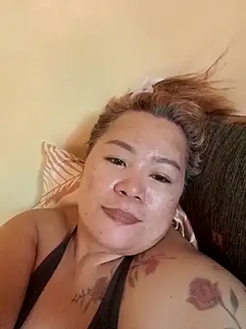 loriepinay46 live