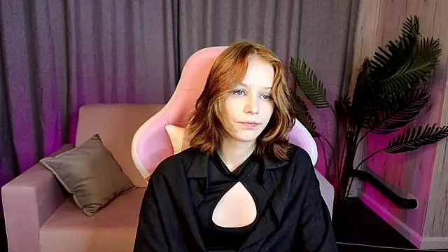 AliceJohansone live