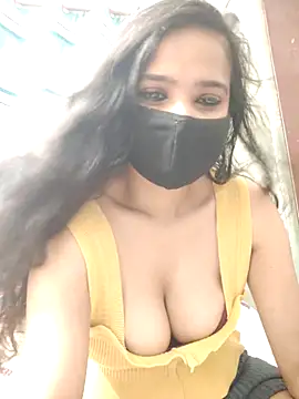 Amrita_Thakur01 live