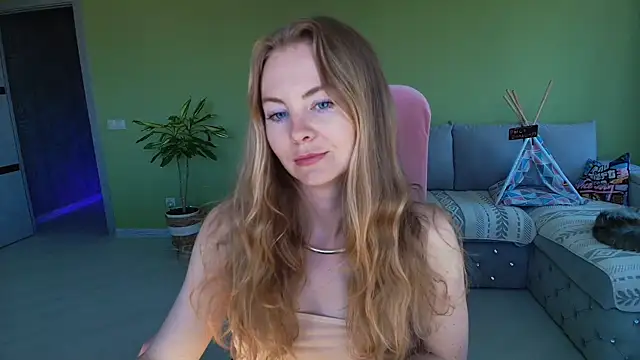 Cuddle_Cat live