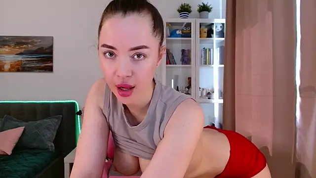 Eva_Allen live