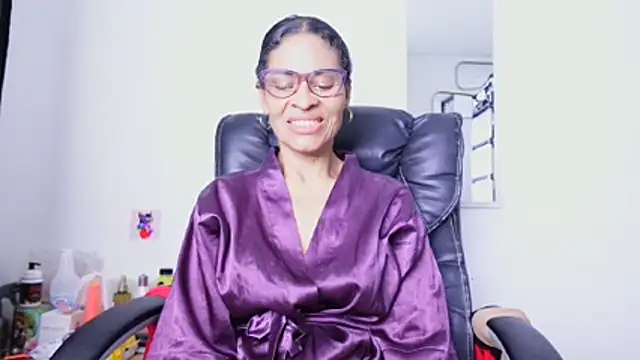 Aries_Mature live