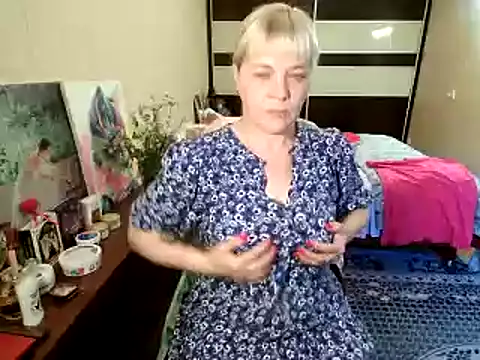 Lia_Laguna77 live