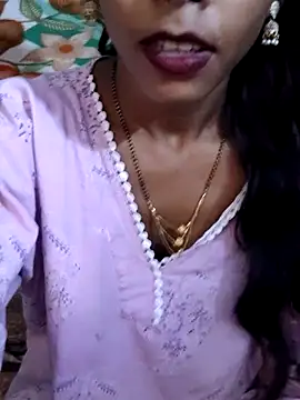 Itz_Aisha__ live