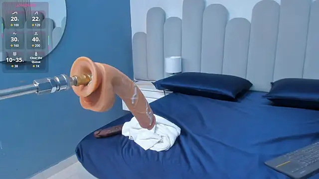 Cami_taniel live