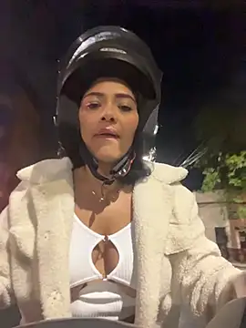pocahontas6969 live