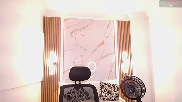 Mariana_Rojas live