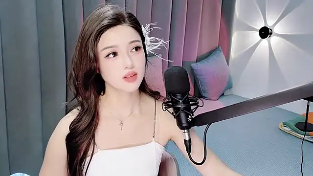 Momo-Wow live