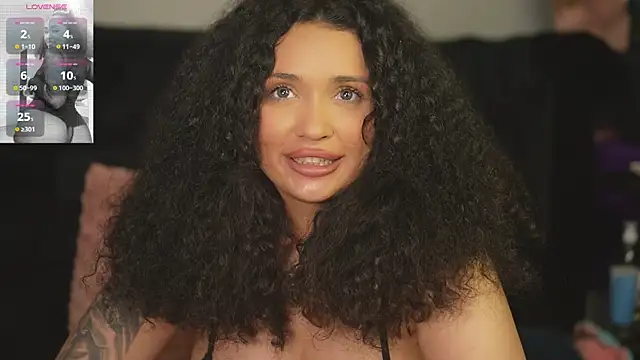 ChloeJoyce live