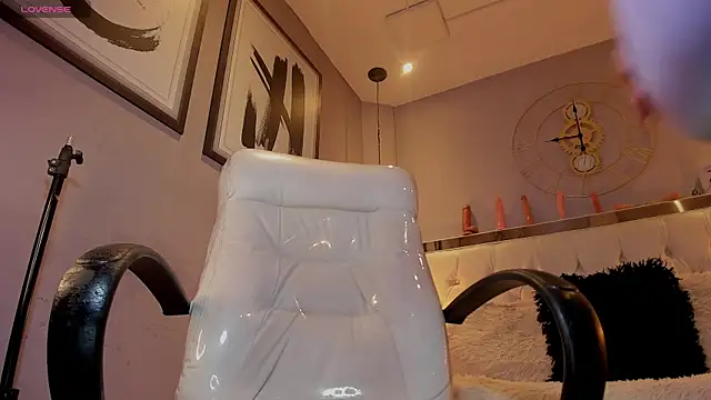 zara_moon1 live