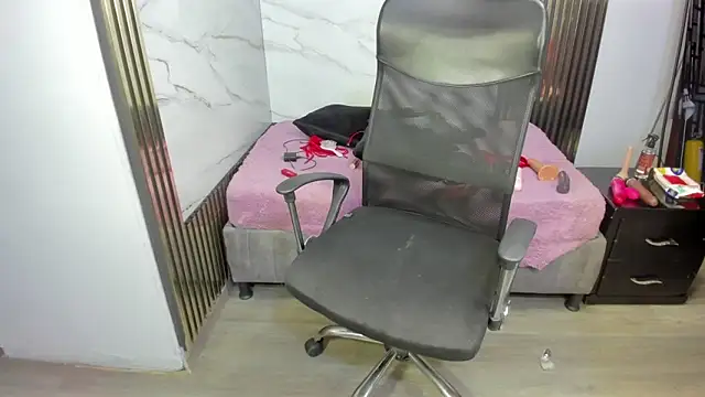 Ammy_Woodd live