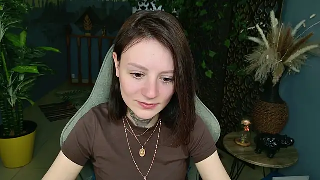 VeliraBraitberg live