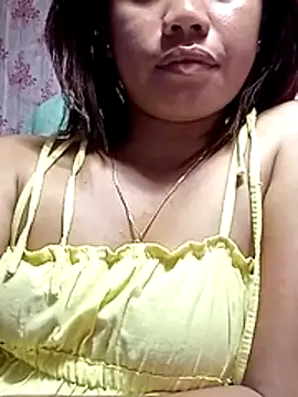 Cutie_body11 live