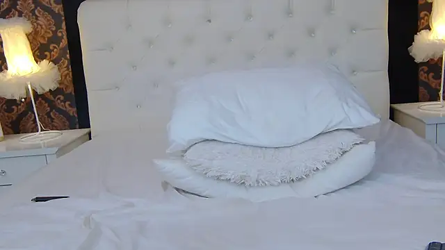 Maril_Lou live