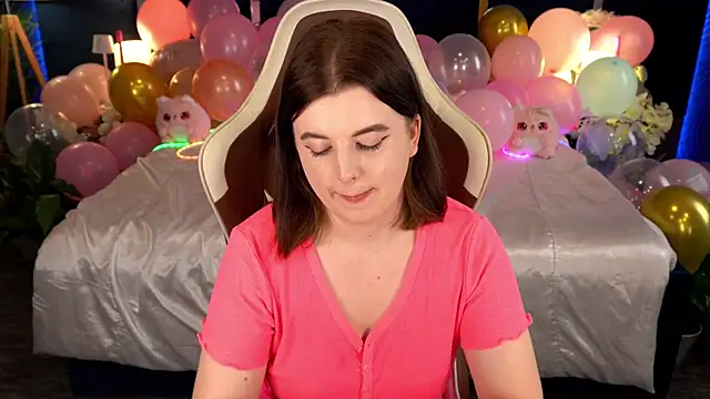 KristiFoxy live