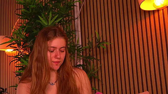 KhloeDaviss live