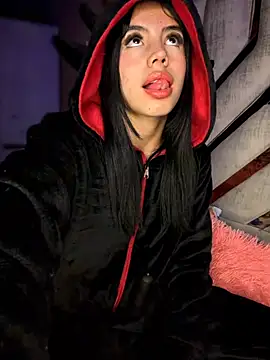 Laura-Khalifa live