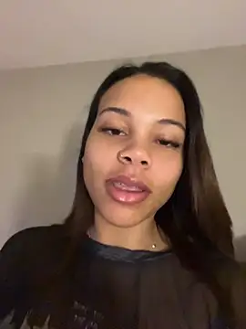 Petite_Baddie live