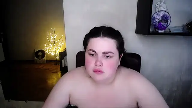 Emily_Mo live