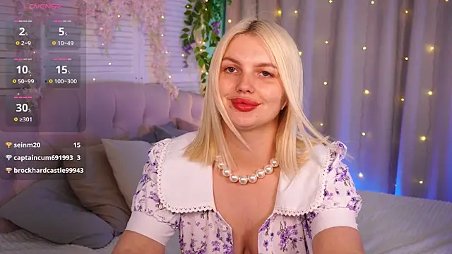 AmeliaWeells live