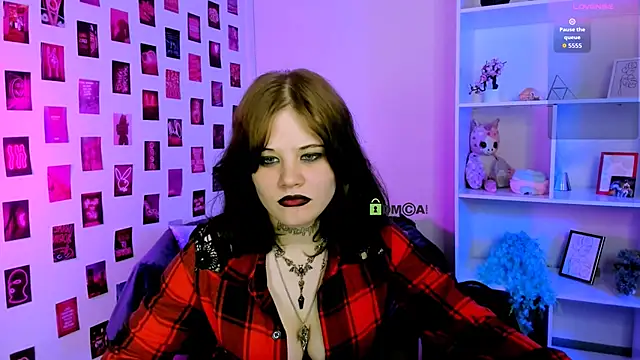 nikki_kiss_ live