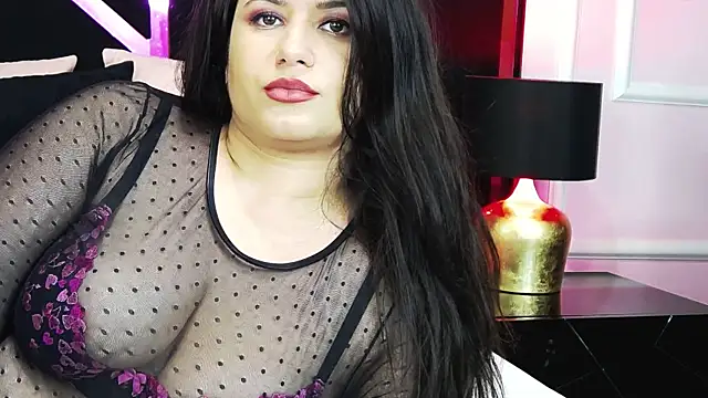 EssenaMonroe live