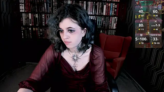 NoelleGothicShadow live