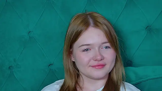 ElinaVale live