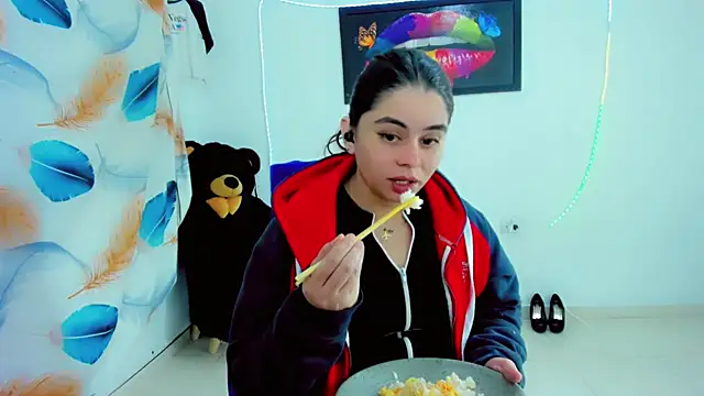 maddison_ivannova live