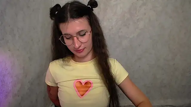 MaryEm976 live