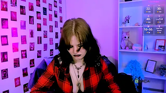 nikki_kiss_ live