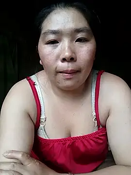 quynhkoolbae live