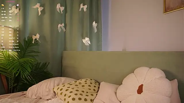 ShantellAngulo live