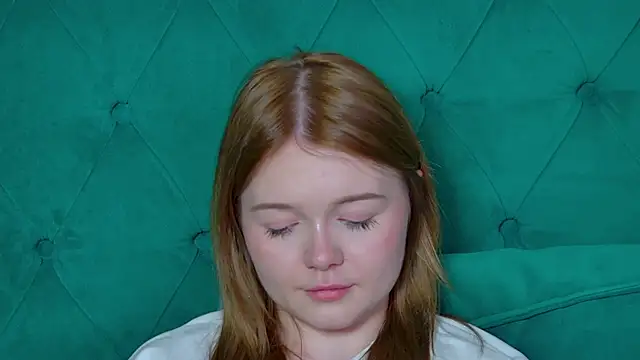 ElinaVale live