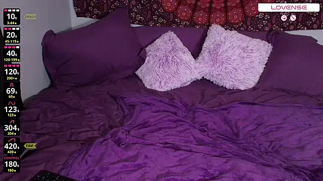 VioletBabyy live