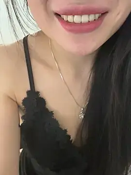 Lilyy_babyy live