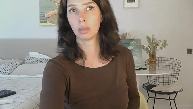 WhiteQueen888 live