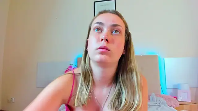 MelanieCuty live