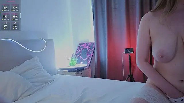 LauriePerez live