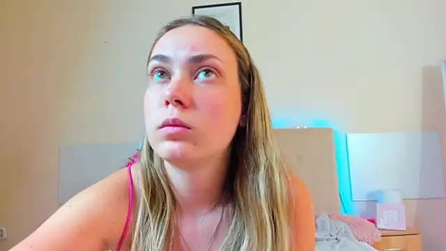 MelanieCuty live