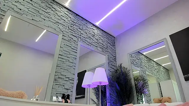 Reina_Cummings profile