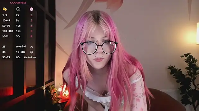 Lola_Ray_ profile