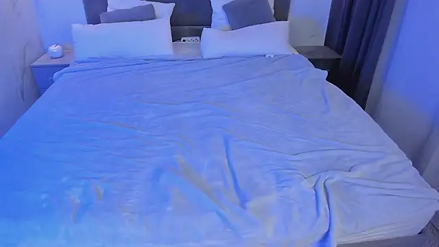 Chloee_White live
