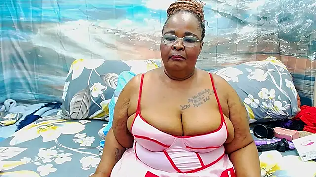 MatureMilfxxx live