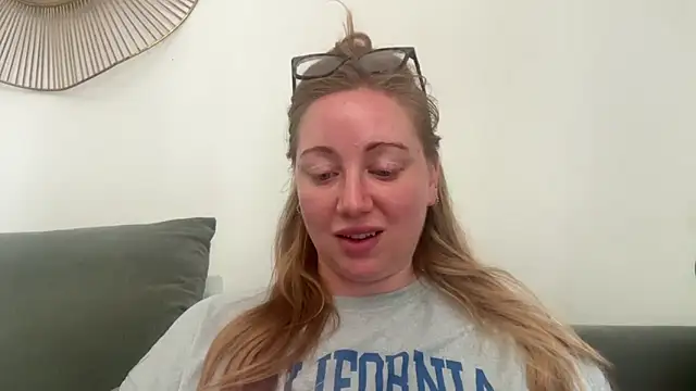 arielsweetieee live