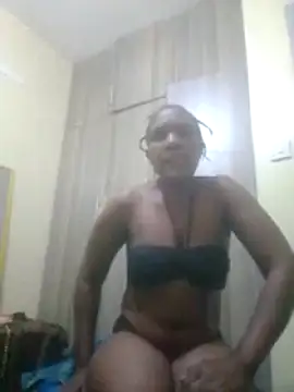 Creamymom4 live
