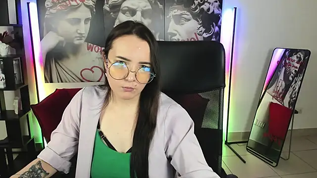TiffanysGlow live
