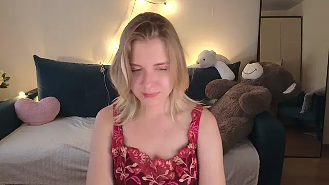 Viki_Charm live