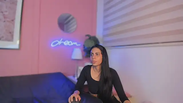 Jasmiinn_ live